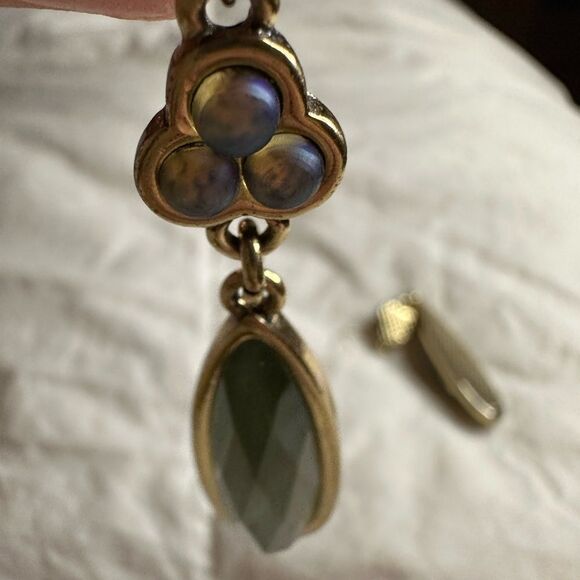 Boho Earrings Crown Premiere Designs Green Stone Drop Faux Moonstone Clover - Picture 8 of 8